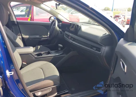 2025 Kia K4 Lxs from USA, damaged, VIN 3KPFT4DE1SE088873